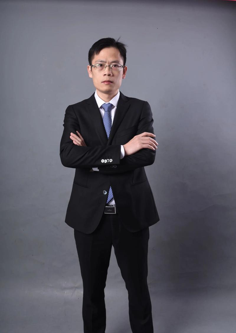 邹琼华 设计总监