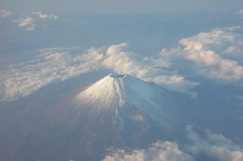 据报道：日本富士山已经冒烟，有随时爆发的可能吗？