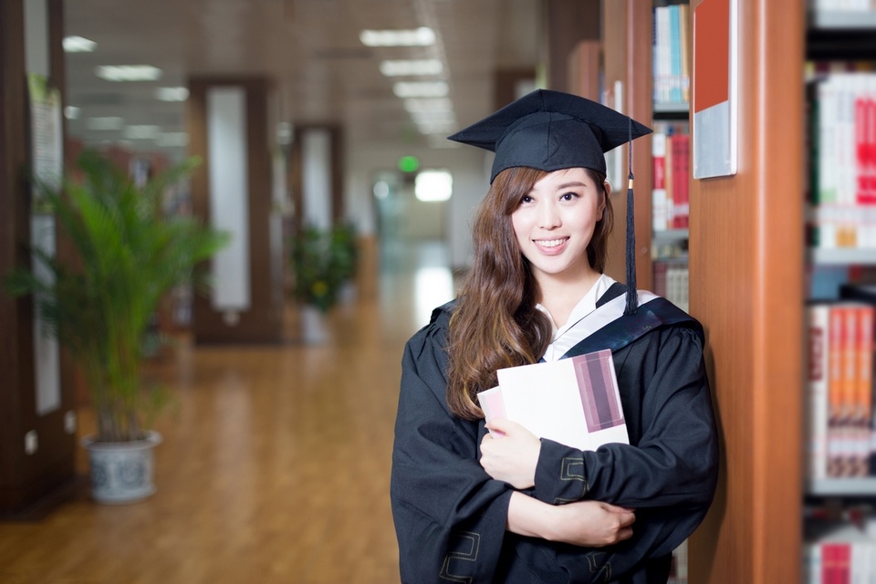 本科毕业后，哈工大学一班级接着当研究生同学，最具发展力班级到底有多牛？