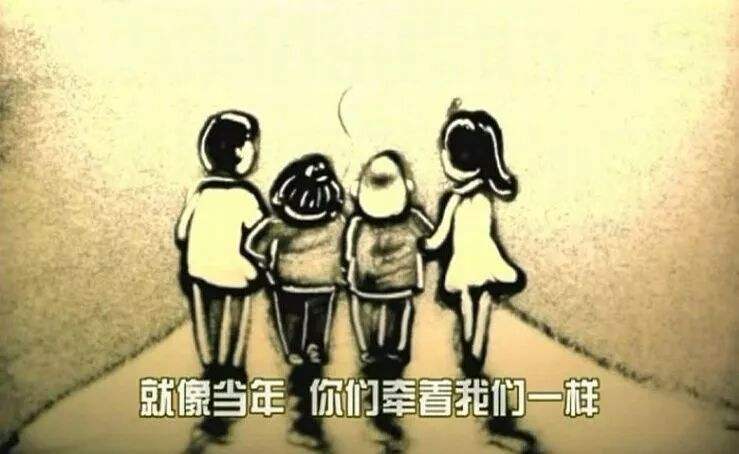 女儿假装看病带妈妈回外婆家，她为何要“撒谎”？