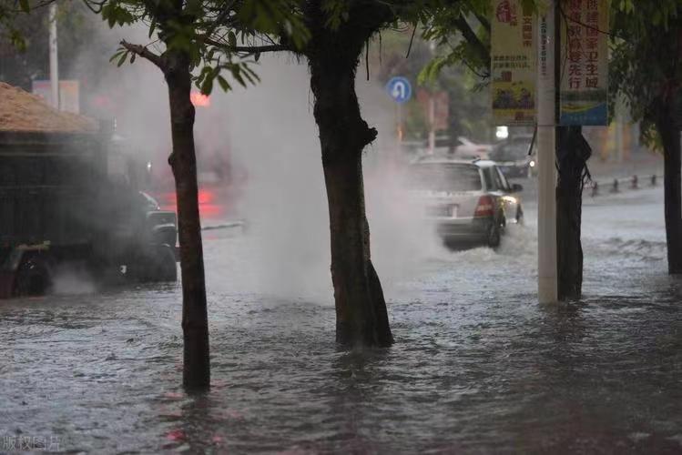 达州持续高温后突降暴雨，天气转变如此迅速的原因有哪些？