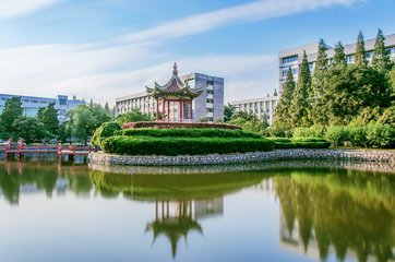 南京航空航天大学和山东大学任选一，该选哪个学校