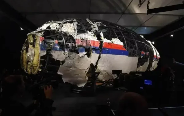 8年后，马航MH17坠机案宣判，3人被判无期，如何解读该判决？