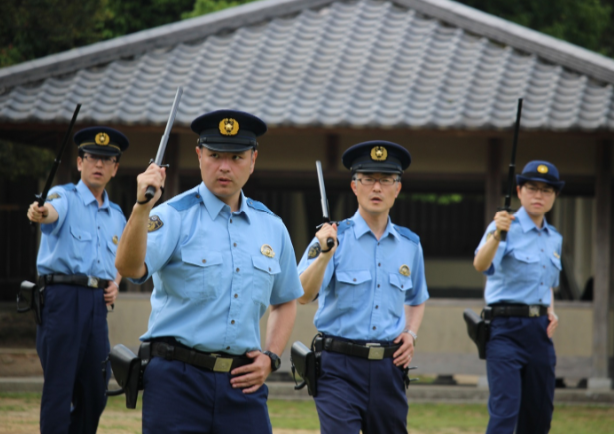 警察用英语怎么读？