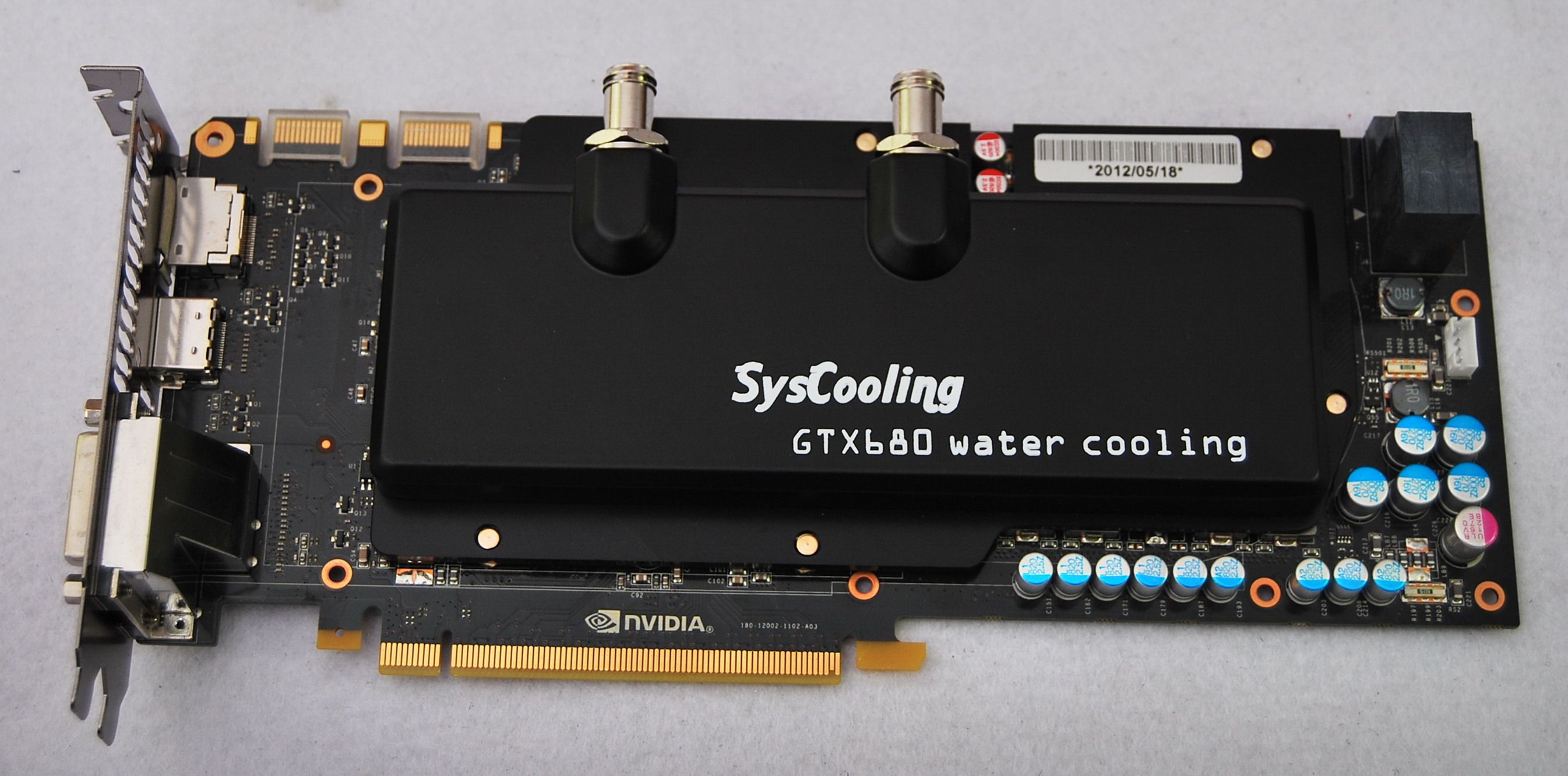 双卡GTX680SLI 一定要水冷吗