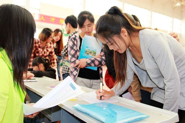 在青海遇难大学生有轻生目的，该大学生为什么想轻生？