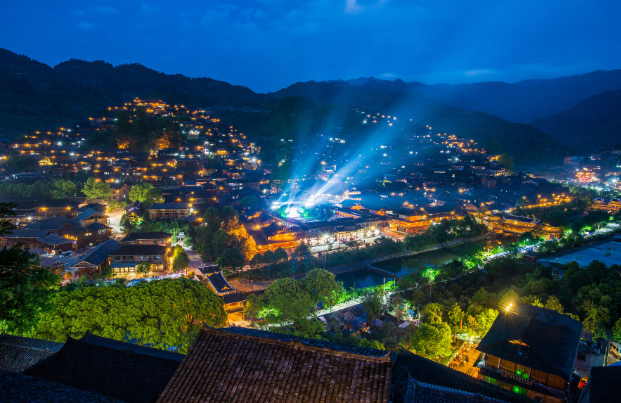 准备去贵州旅游，必去的景点有哪些？