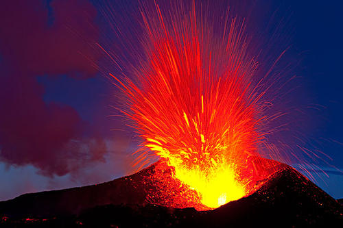 火山爆发的危害和好处是什么?