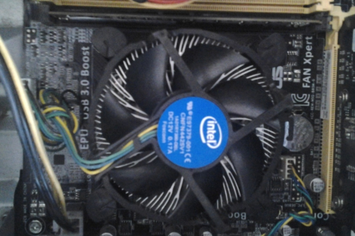 cpu fan speed error detected什么意思？